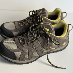 Columbia, hiking shoes: women’s waterproof size 9 / 8.5 **PRICE DROP**